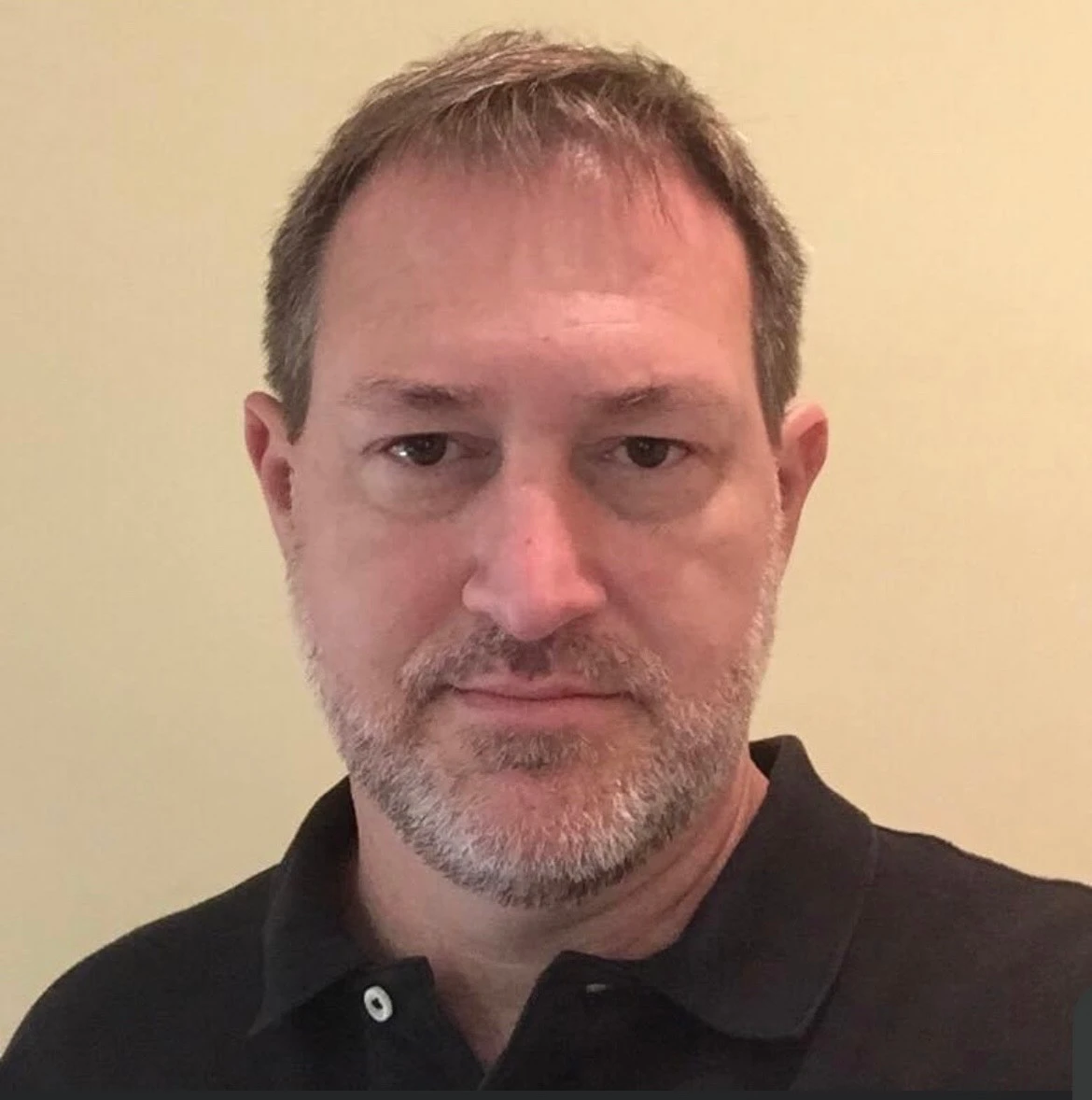 Portrait image of the founder Brian Smith